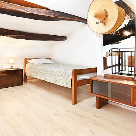 Apartman Studio Baladur Roč المظهر الخارجي الصورة